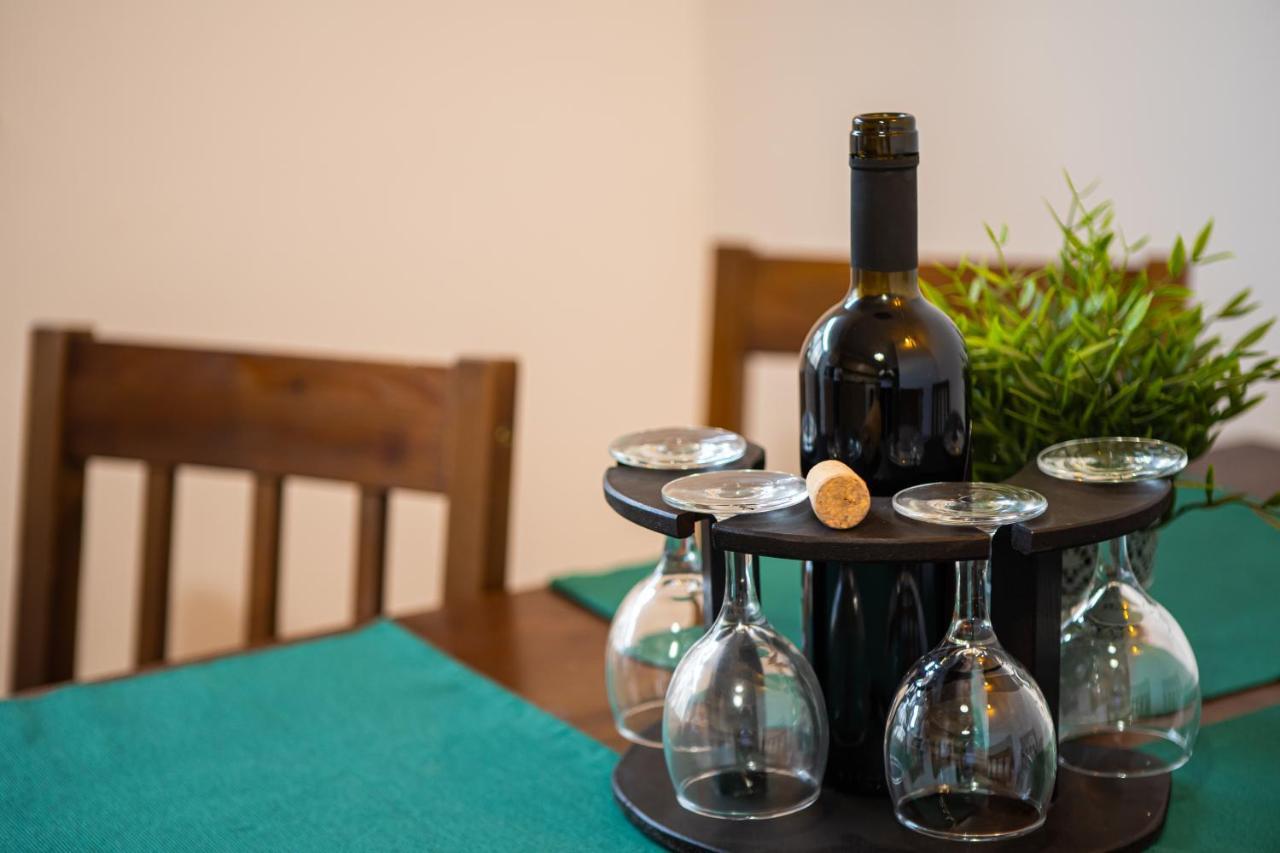 Henriett'S Cosy Place Satu Mare Exterior photo